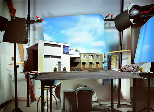 10個超諷刺微型藝術帶你直擊社會黑暗!