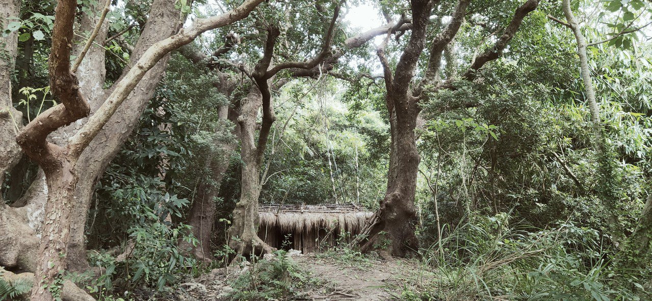 斯卡羅劇組最後在屏東縣滿州鄉及恆春鎮擇定主要搭景場地，重現社寮、柴城、豬朥束、射...