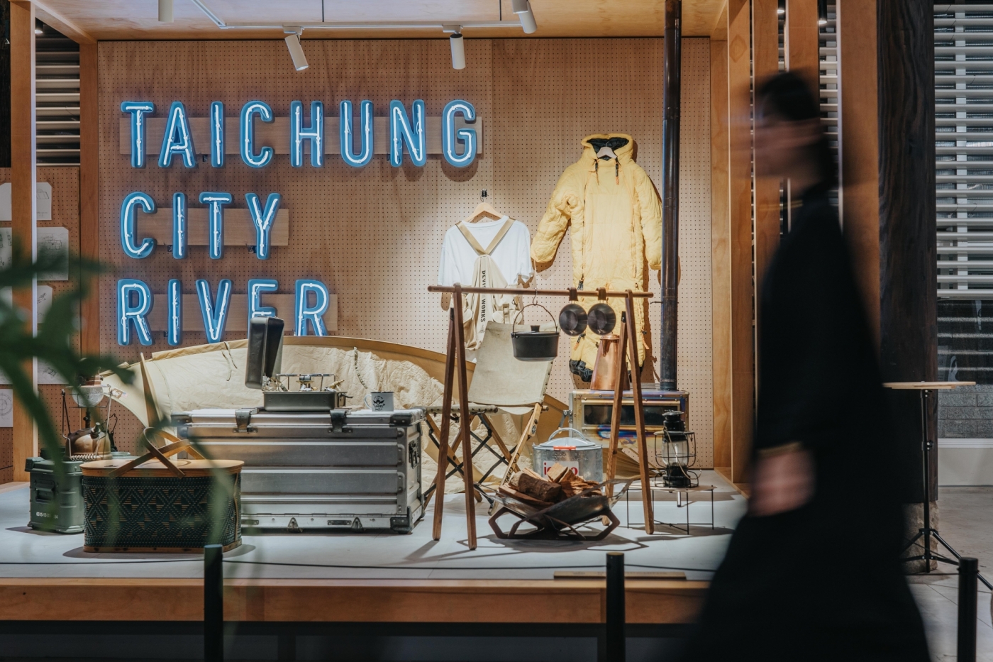 Outdoor 夢逸品集結!中島 GLAb 新展揭幕:建築美學概念 Moss Tent 老帳、日本玩家默默追蹤的台灣製造 中島Glab-Urban vs. Outdoor展覽02.jpg