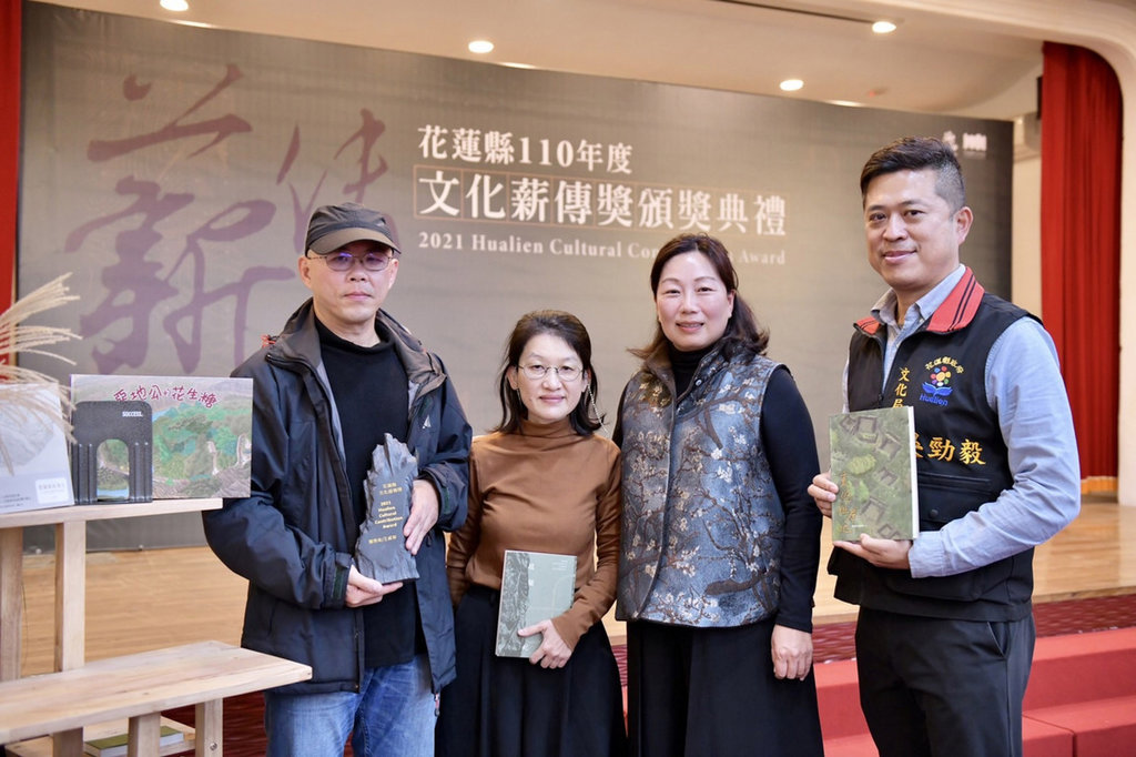 花蓮文化薪傳獎 作家王威智書寫在地脫穎而出