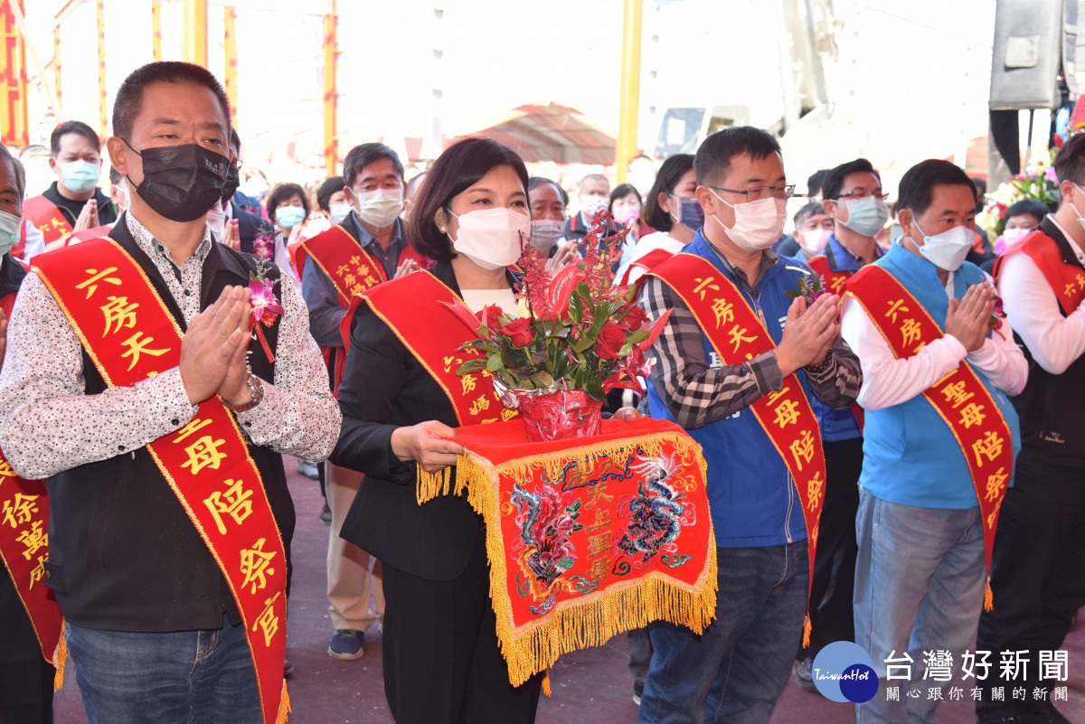 信仰能讓民眾得到正面積極的能量，希望六房媽庇佑鄉親國泰民安、風調雨順，一切平安順利/雲林縣府提供